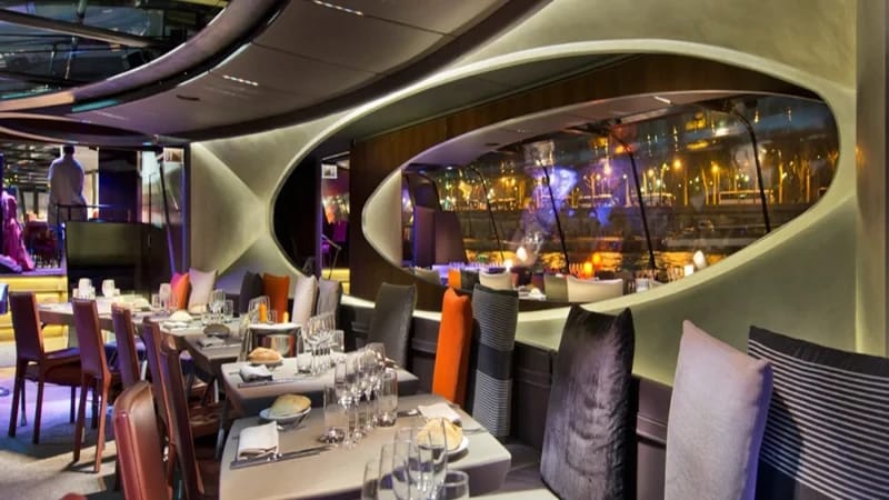 Panoramisch Uitzicht Bateaux Parisiens: Waarom Kiezen voor een Volledig Glazen Boot?