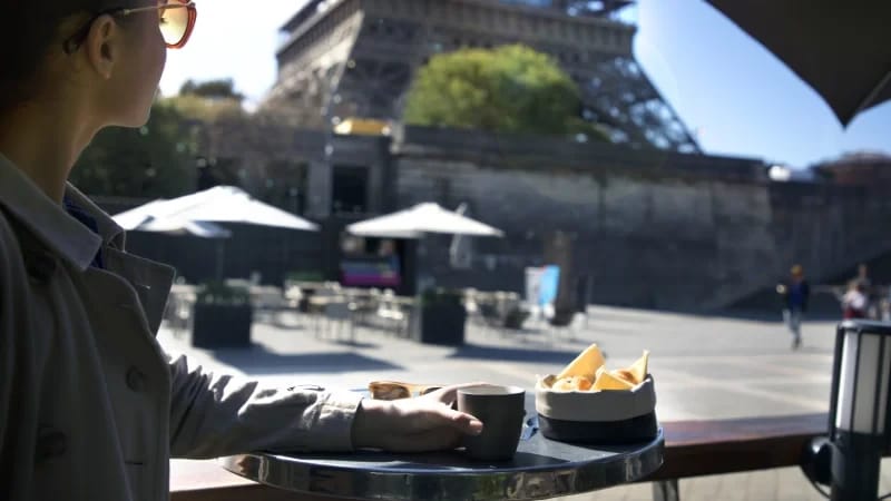 Dresscode bij Bistro Parisien: Hoe je je moet kleden voor een onvergetelijke avond?