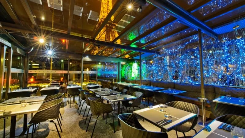 Waarom Kiezen voor Diner aan de Kade in Plaats van een Dinercruise bij Bistro Parisien?