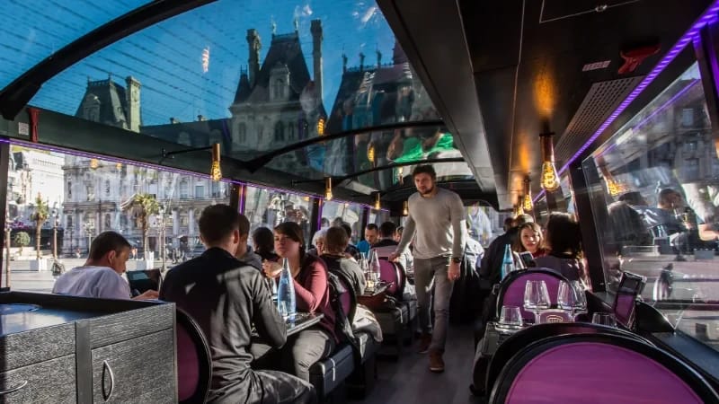 Bus Toqué® met het Gezin: Een Onvergetelijke Maaltijd in Parijs met Uw Kinderen