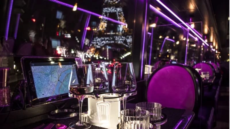 Bus Toqué® vs Cruise op de Seine: Het Duel van Parijse Ervaringen
