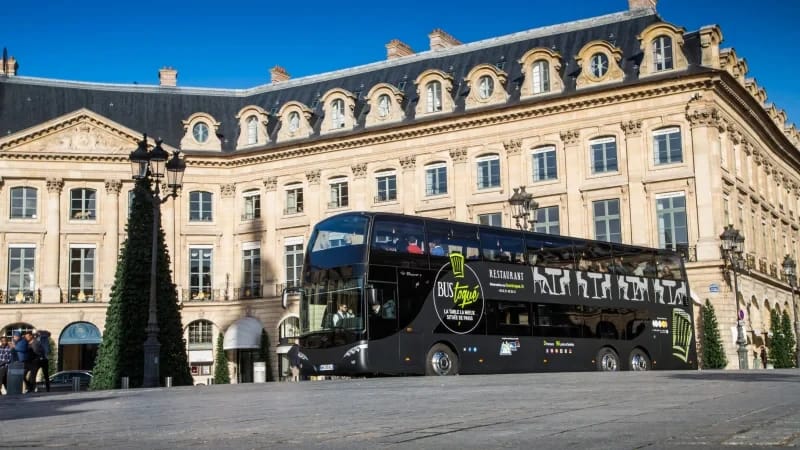 Bedrijfsteam Building: Reserveer de Bus Toqué® voor een Unieke Ervaring