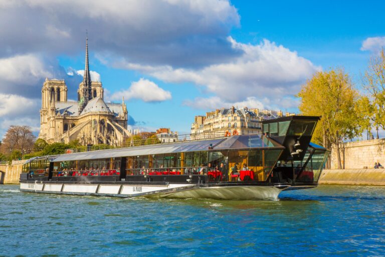 Bateau Mouche Paris : Prix, Tarifs 2026 et Billets Coupe-File