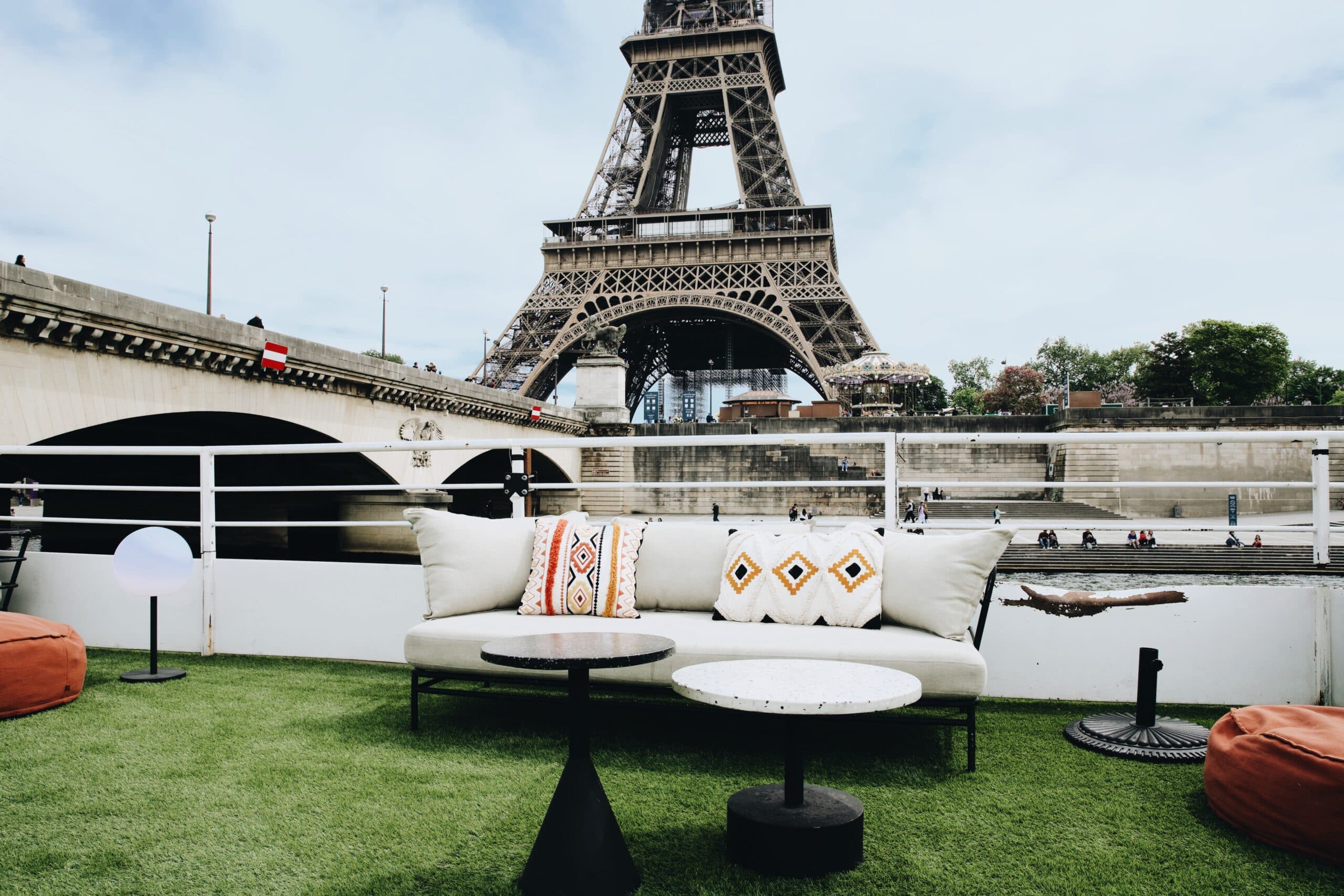 París de noche – crucero de cena primer turno Trattoria en Seine