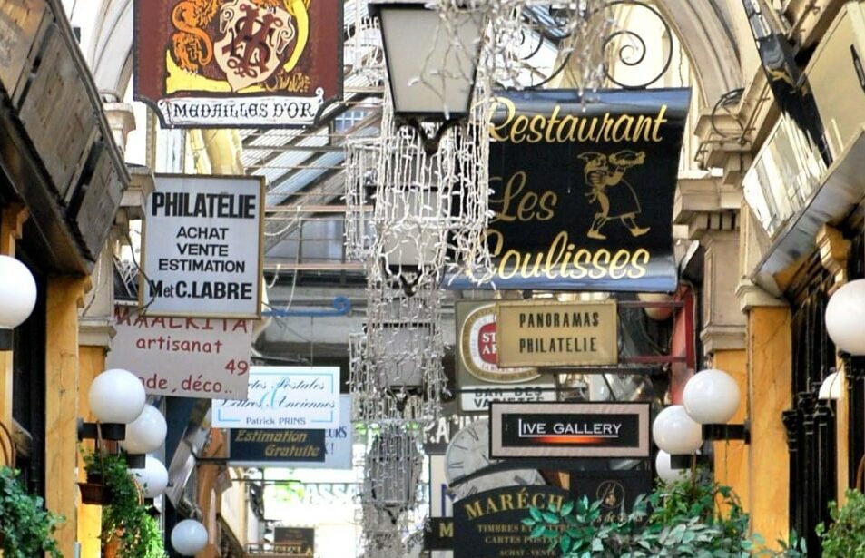 Guided tour of the Passages Couverts in Paris - from €13